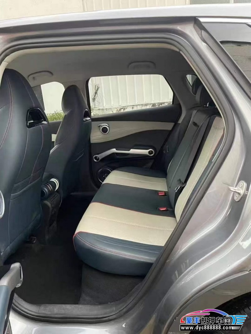 23年比亚迪元轿车抵押车出售