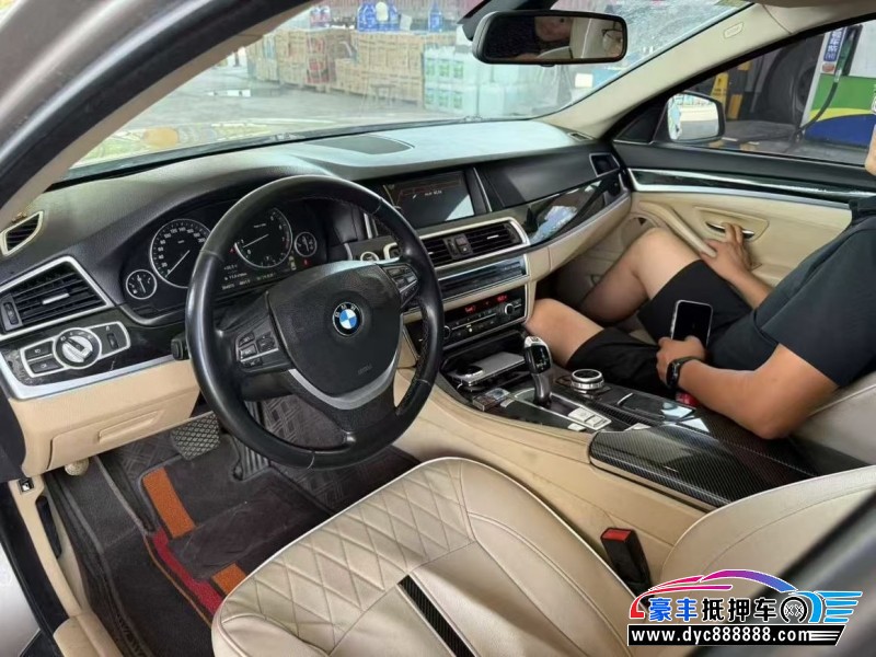 11年宝马5系轿车抵押车出售