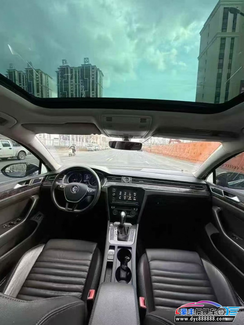 19年大众迈腾轿车抵押车出售