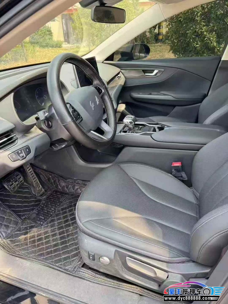 24年红旗EQM5轿车抵押车出售