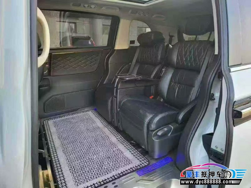 21年本田艾力绅轿车抵押车出售