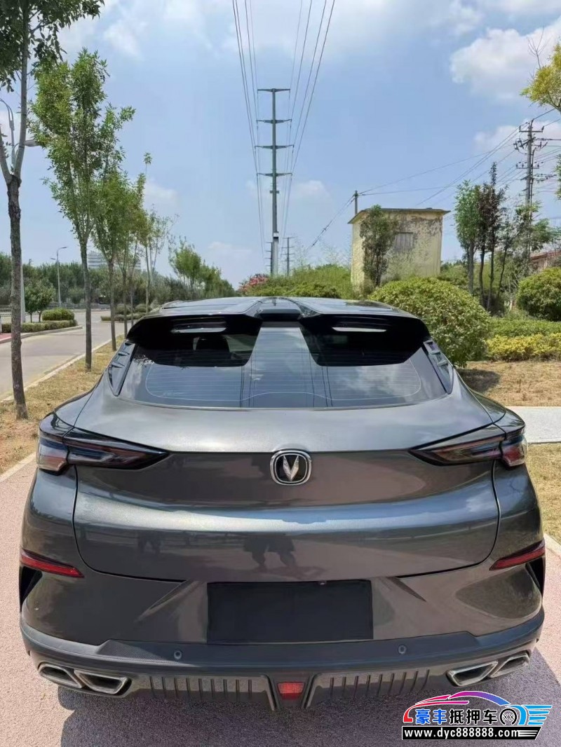 22年长安长安UNI轿车抵押车出售