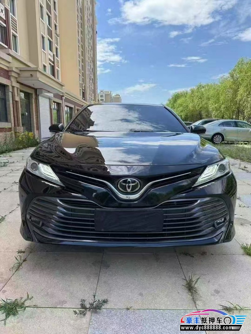 18年丰田凯美瑞轿车抵押车出售