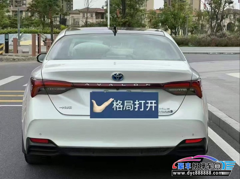 20年丰田亚洲龙轿车抵押车出售