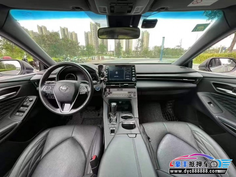 20年丰田亚洲龙轿车抵押车出售