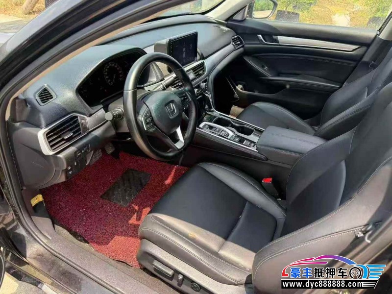 22年本田雅阁轿车抵押车出售