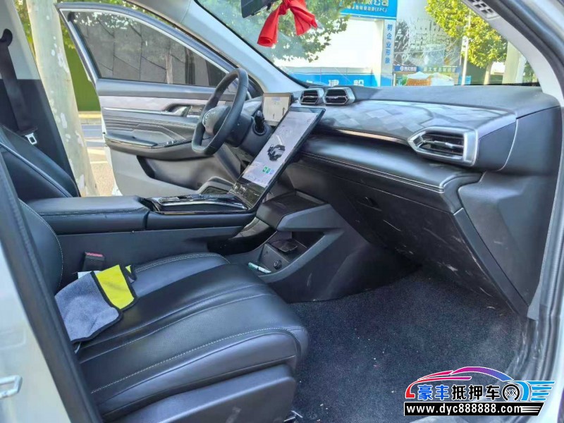 24年东风风神浩瀚轿车抵押车出售