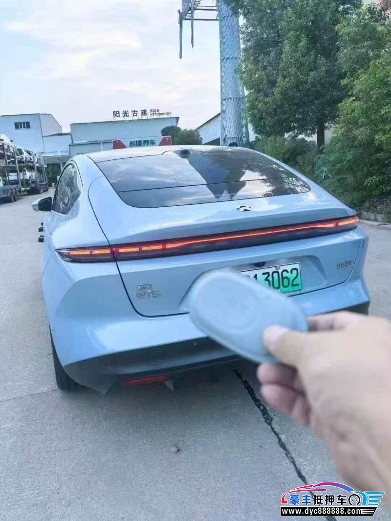24年蔚来ET5轿车抵押车出售