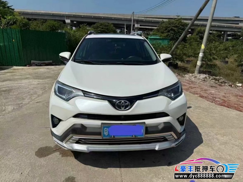 17年丰田RAV4轿车抵押车出售