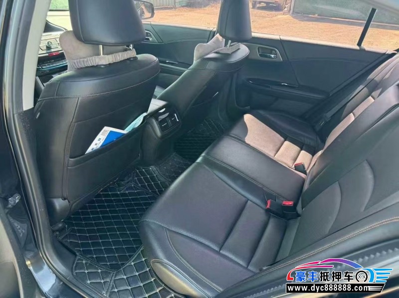 17年本田雅阁轿车抵押车出售