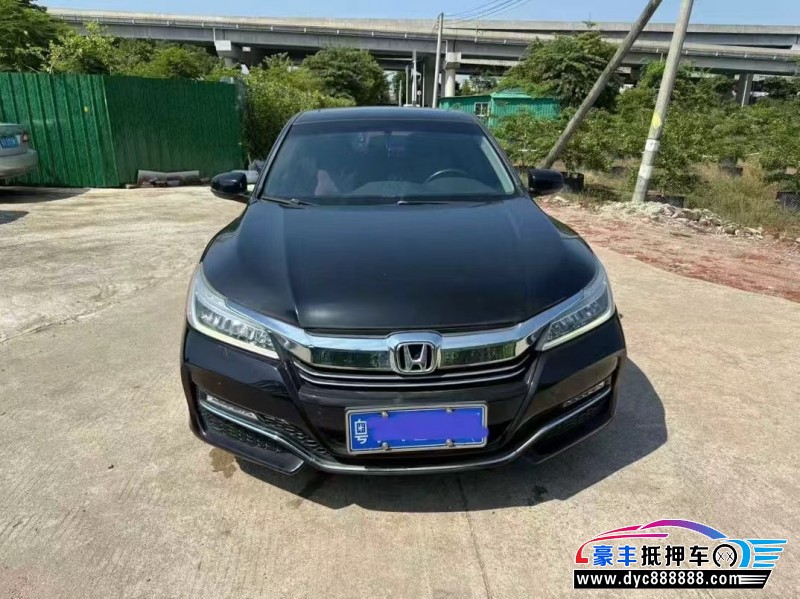 17年本田雅阁轿车抵押车出售