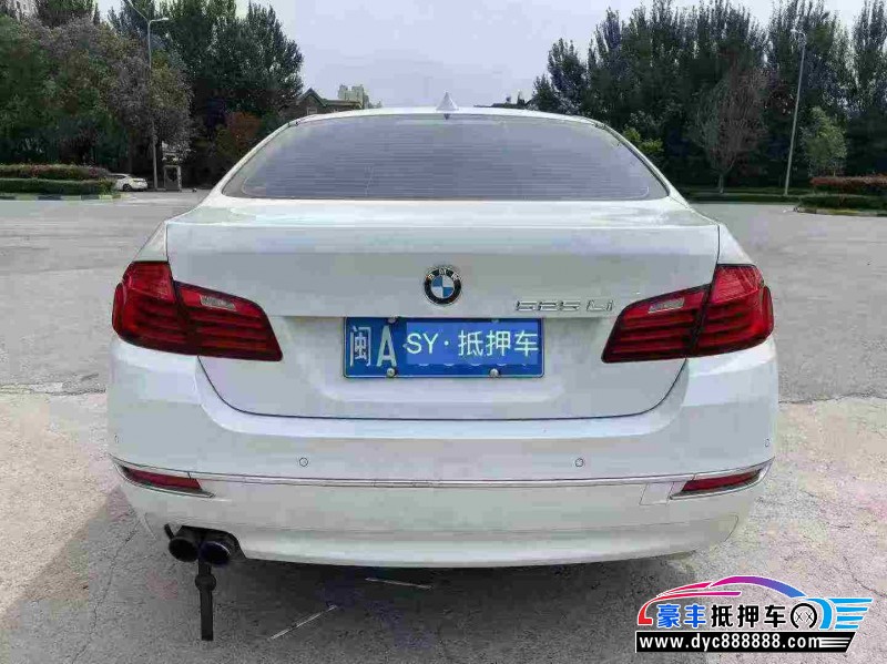 15年宝马5系轿车抵押车出售