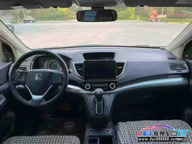 16年本田CR-V轿车抵押车出售