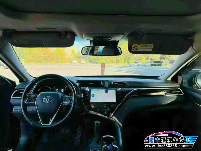 19年丰田凯美瑞轿车抵押车出售