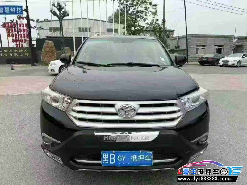 13年丰田汉兰达轿车抵押车出售