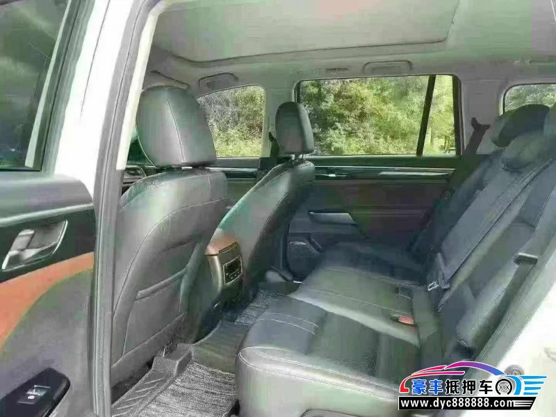 18年传祺GS8轿车抵押车出售