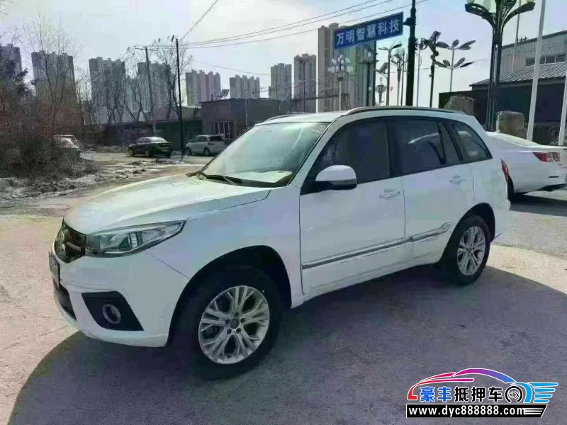 18年奇瑞瑞虎3轿车抵押车出售