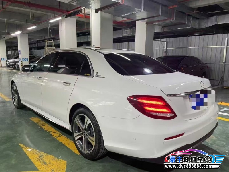 18年奔驰E轿车抵押车出售