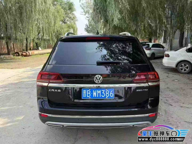 20年大众途昂轿车抵押车出售