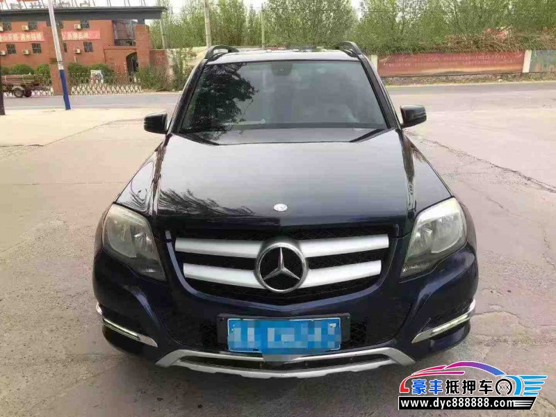 13年奔驰GLK轿车抵押车出售