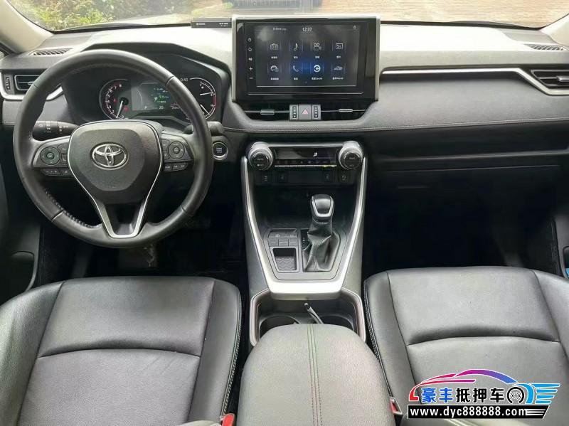 20年丰田RAV4轿车抵押车出售