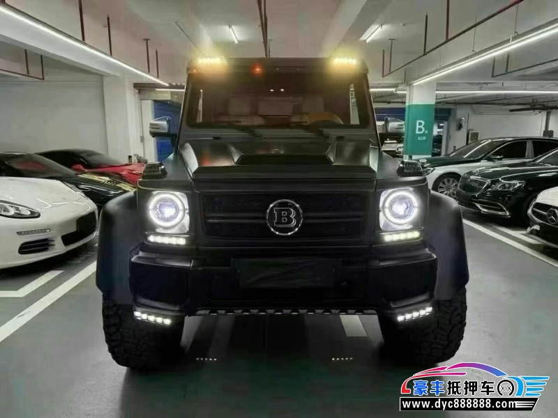 16年奔驰G轿车