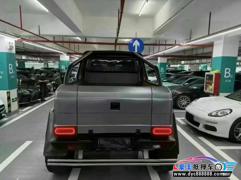 16年奔驰G轿车抵押车出售