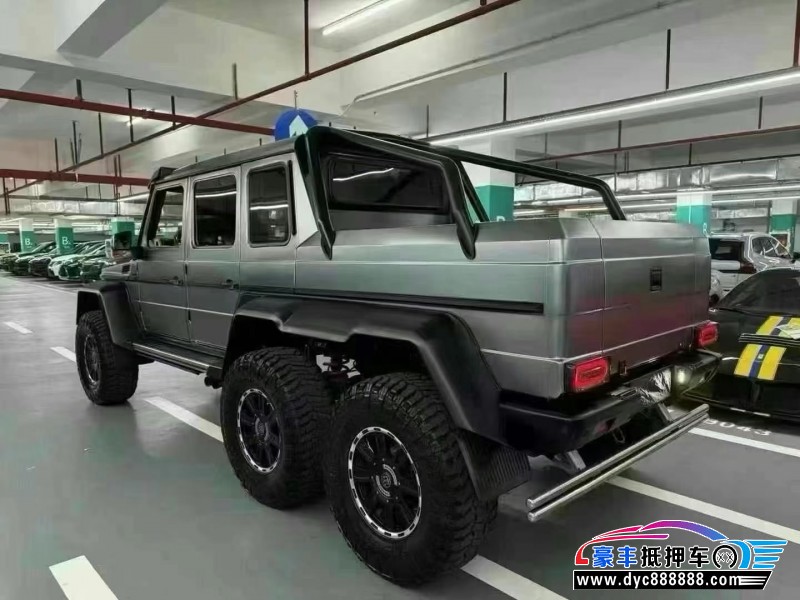 16年奔驰G轿车抵押车出售