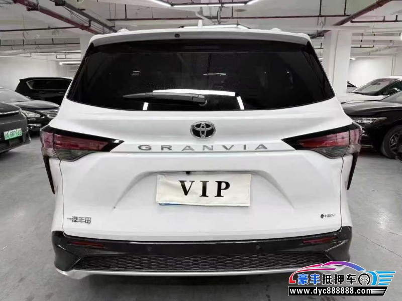 25年丰田格瑞维亚轿车抵押车出售