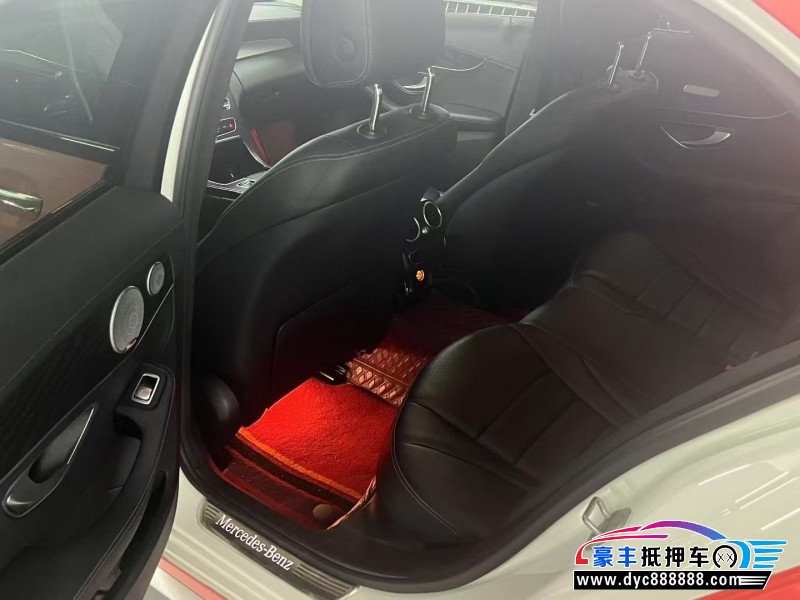 21年奔驰C轿车抵押车出售