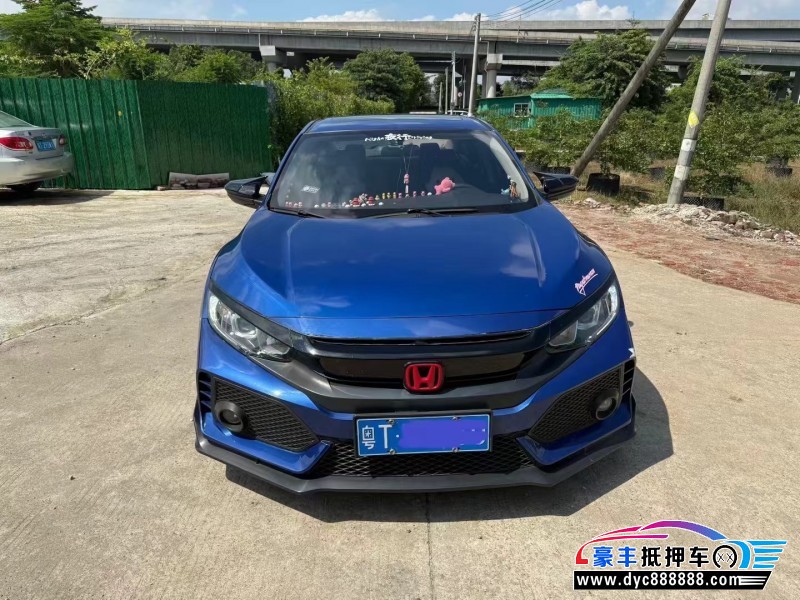 抵押车出售17年本田思域轿车