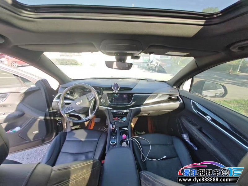 20年凯迪拉克xt6轿车抵押车出售