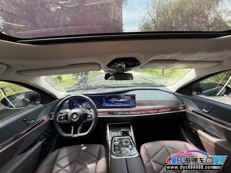 24年宝马7系轿车抵押车出售