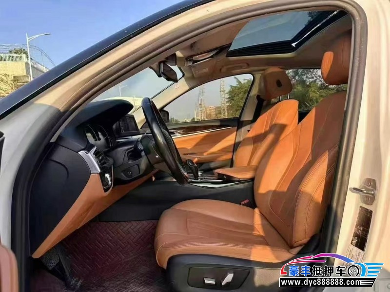 18年宝马5系轿车抵押车出售