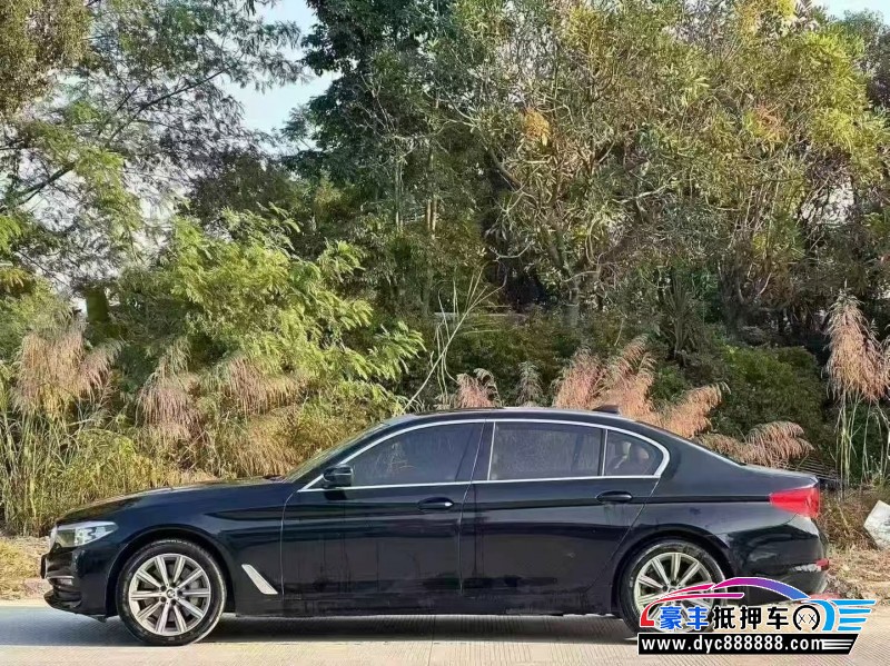 18年宝马5系轿车抵押车出售