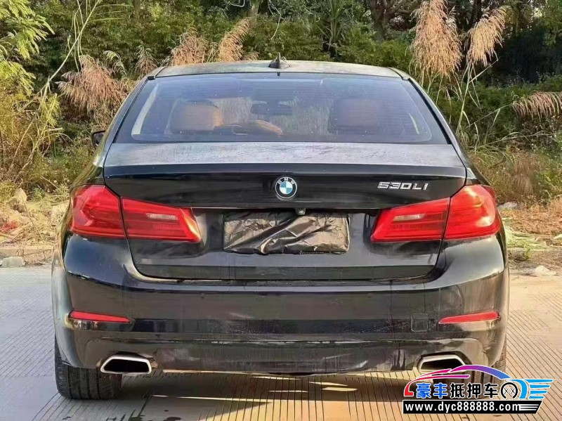 18年宝马5系轿车抵押车出售