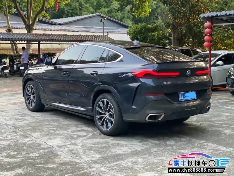 20年宝马X6轿车抵押车出售