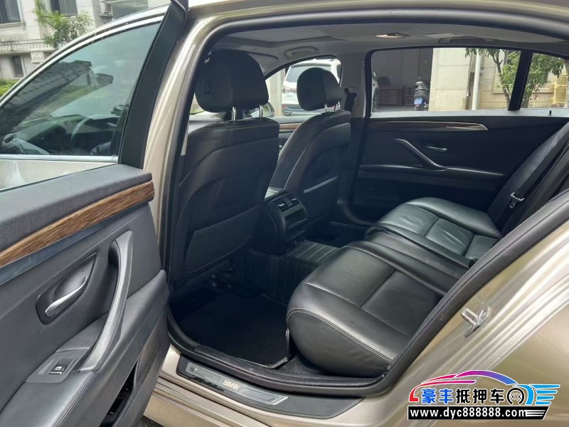 14年宝马5系轿车抵押车出售