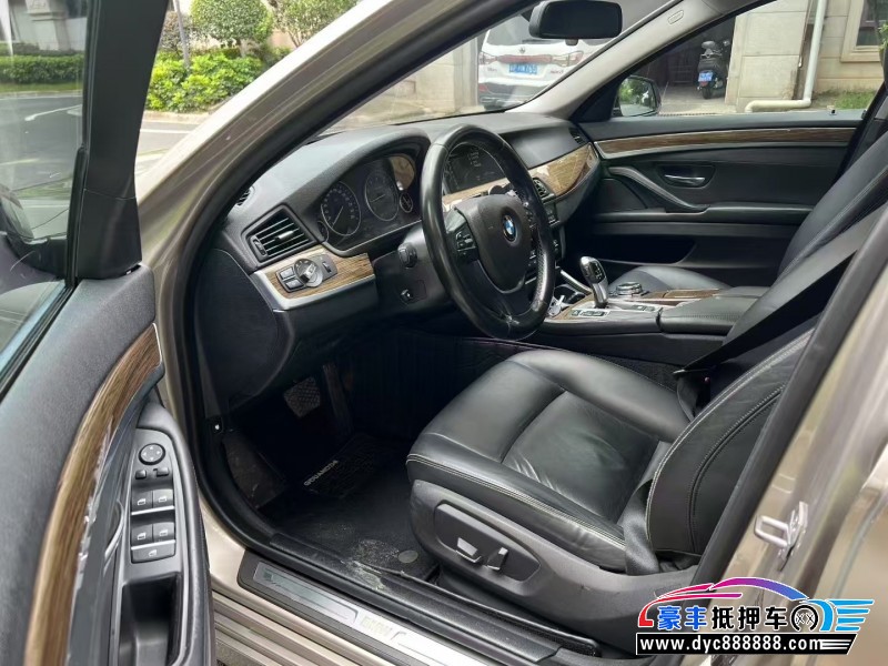 14年宝马5系轿车抵押车出售