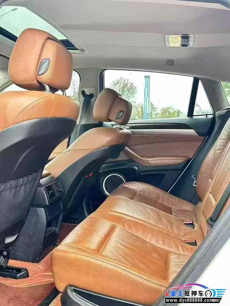 13年宝马X6SUV抵押车出售