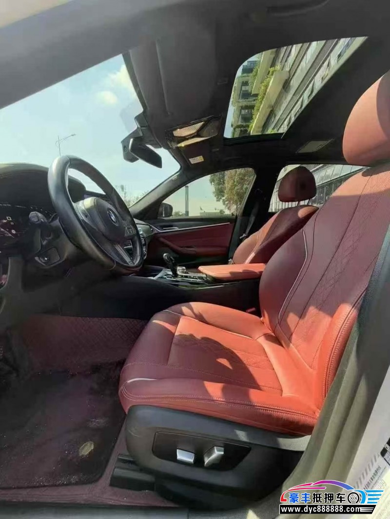 23年宝马5系轿车抵押车出售