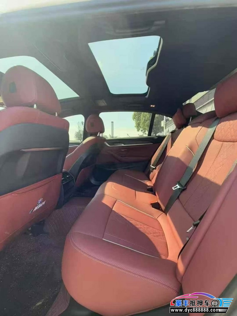 23年宝马5系轿车抵押车出售