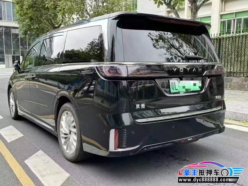 24年岚图梦想家轿车抵押车出售