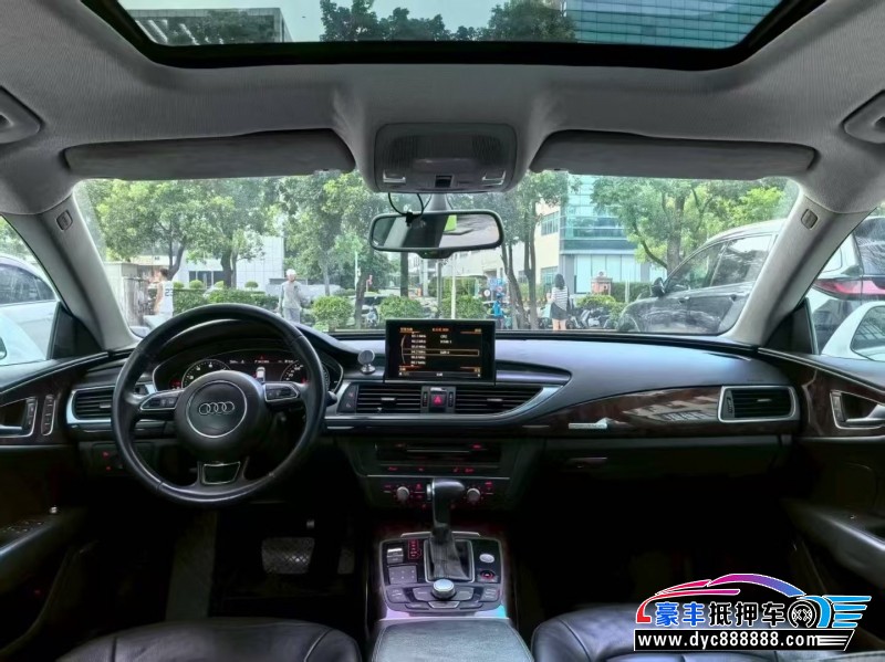 14年奥迪A7轿车抵押车出售