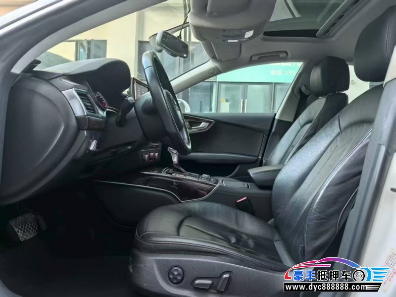 14年奥迪A7轿车抵押车出售