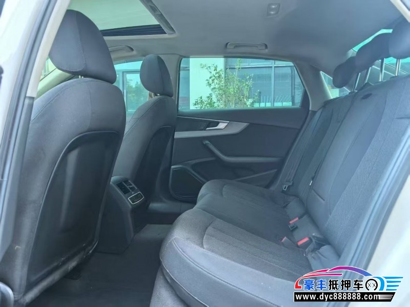 18年奥迪A4L轿车抵押车出售