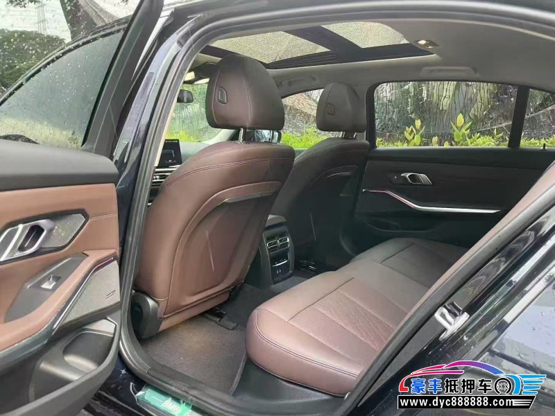 24年宝马i3轿车抵押车出售