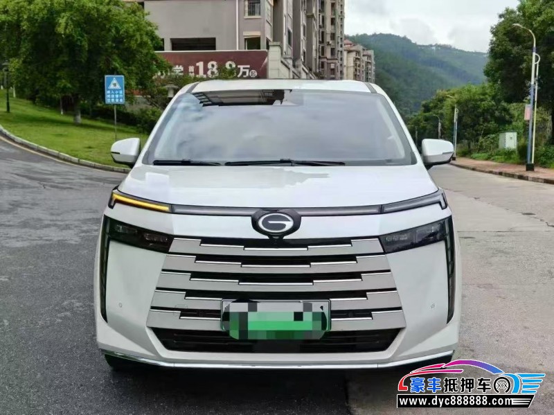 抵押车出售24年传祺e8轿车