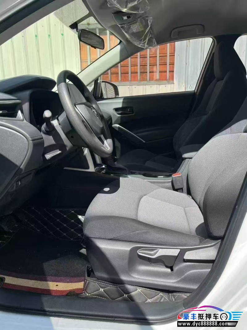 23年丰田锋兰达轿车抵押车出售