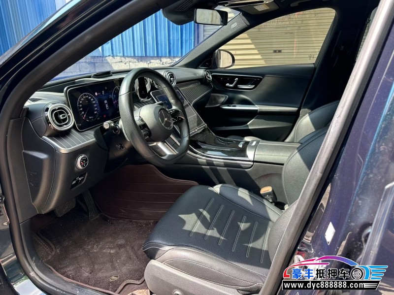 21年奔驰C轿车抵押车出售